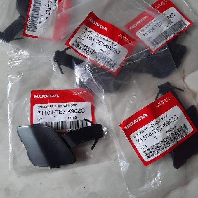 TUTUP DEREK TOWING BUMPER DEPAN MOBILIO RS ORI