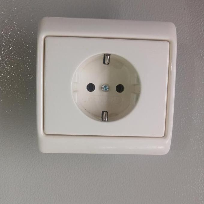 Promo BERKER Stop Kontak Arsys 16A 250V BERKER COD