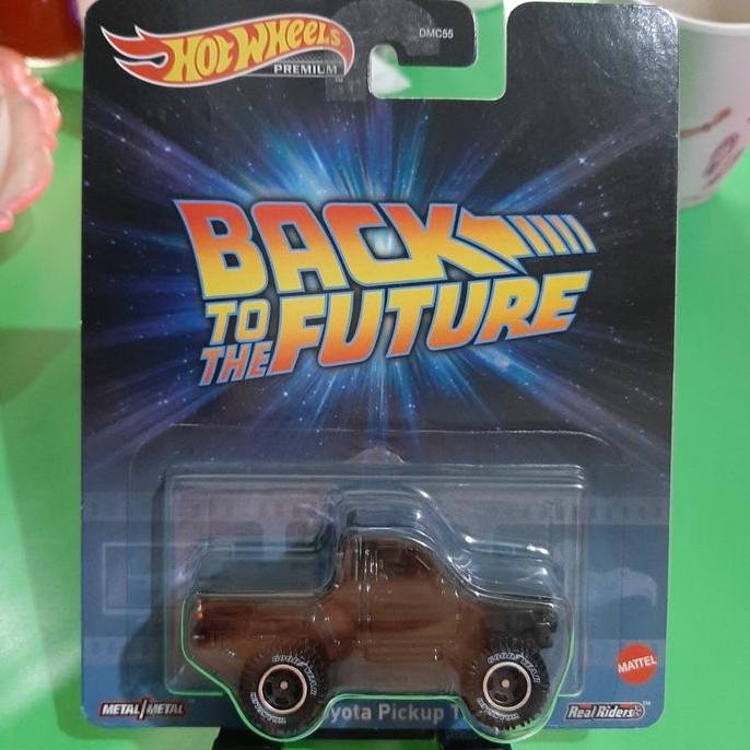 hotwheels 1987 toyota pickup truck back to the future