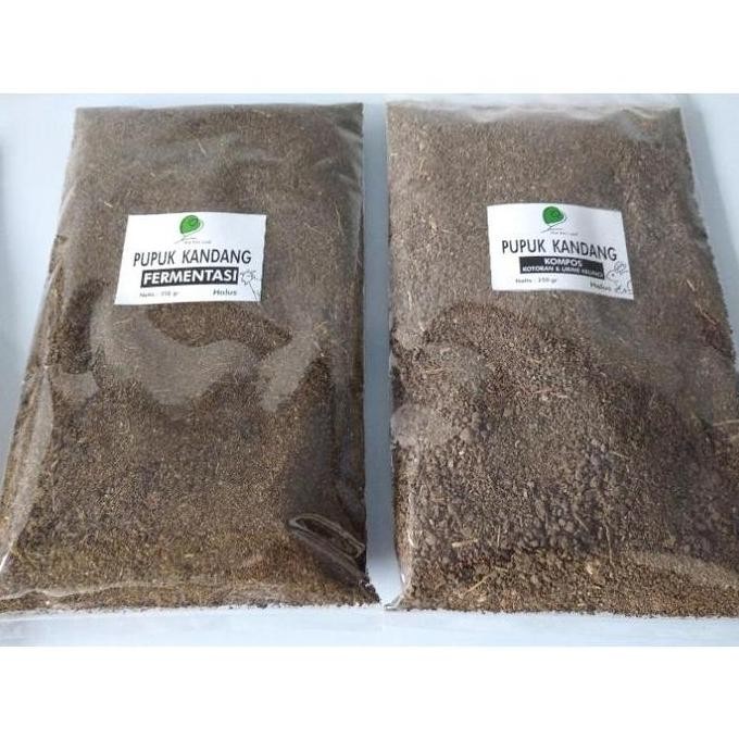 

Terlaris Pupuk Kandang Kohe Kambing Dan Kelinci Fermentasi Halus 250 Gram