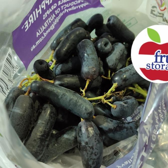 

BUAH ANGGUR HITAM TANPA BIJI SEEDLESS 1 KG MOONDROP SAPPHIRE TERMURAH