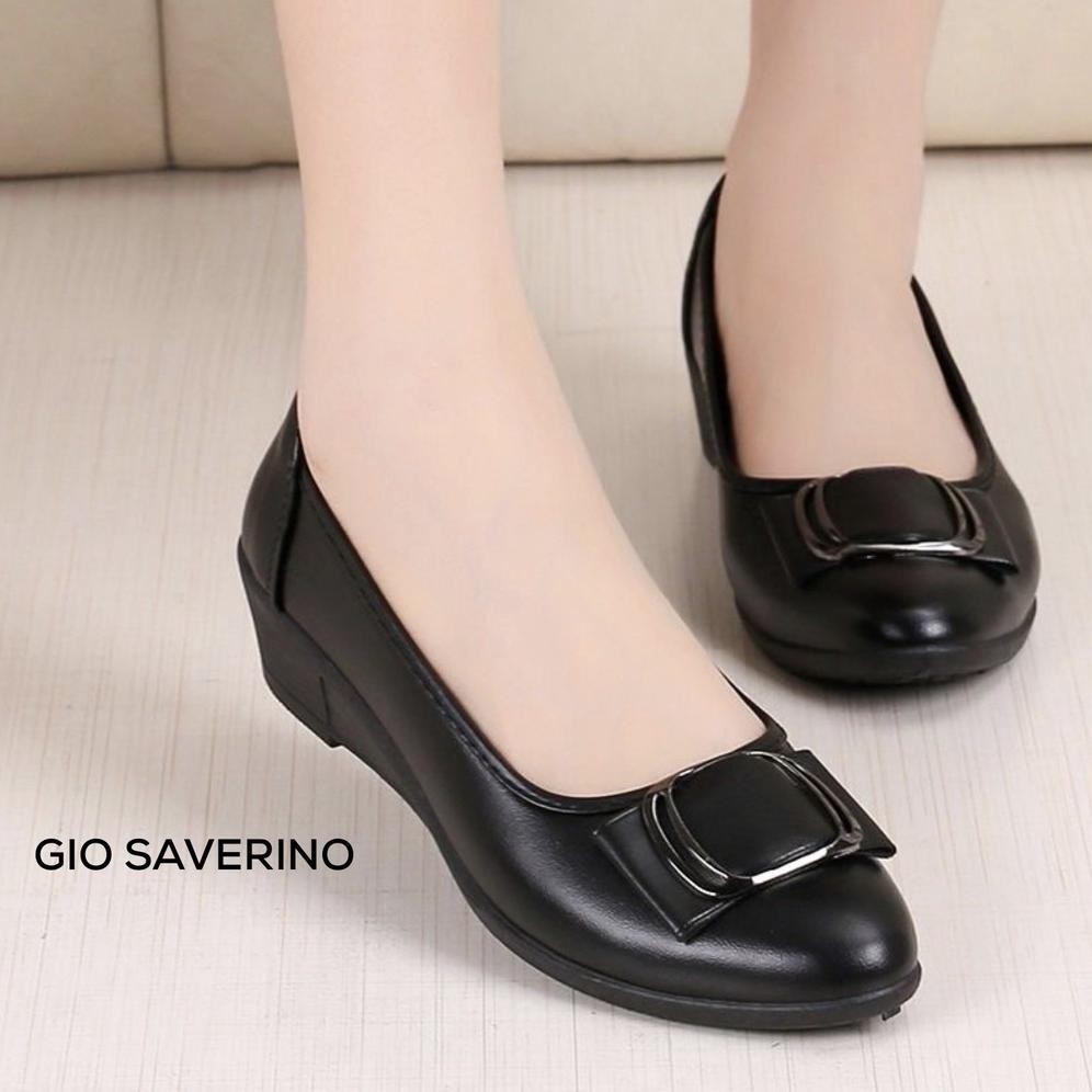 Gio Saverino Flat Shoes Gio Saverino Wedges Kerja Wanita Berlin
