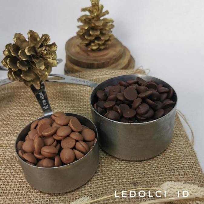 

Murah Callebaut Milk 823 & Dark 811 Chocolate Couverture Kemasan 250 Gr