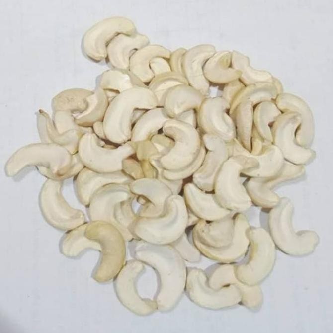 

Grosir Mede Mentah Belah Dua / Raw Cashew 1 Kg