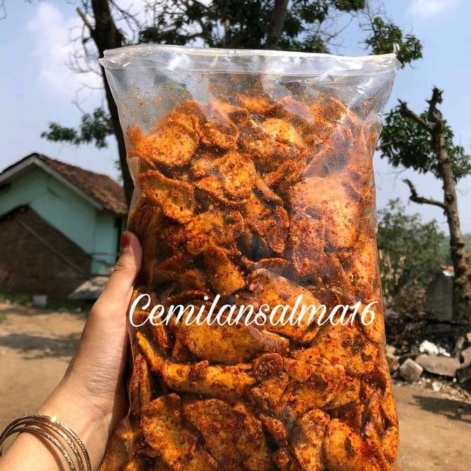 

HIW Basreng Bulat Pedas Daun Jeruk 500g - Beli Lokal Cemilan Instan Food