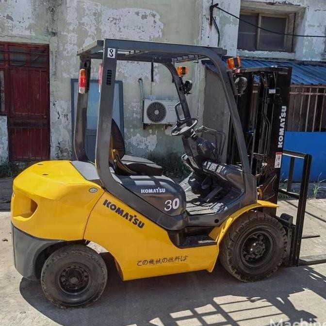 . Stiker Forklift Komatsu 3 Ton