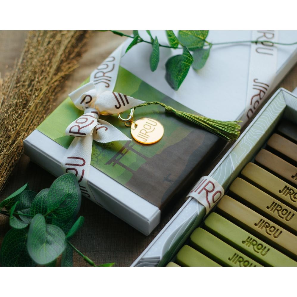 

Ikigai - Jirou Gradient Matcha - Small 6 Bar (Baru)