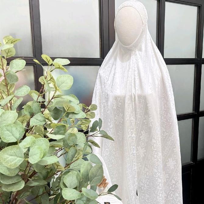 new Royale Premium Mukena Silk Emboss dan Ethnic Luxury Stripes Cantik Nyaman Pouch Sajadah Dewasa A