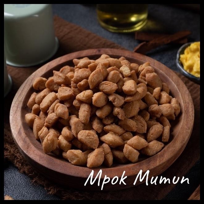 

BIJI KETAPANG MANIS MPOK MUMUN OLEH OLEH KHAS DARI JAKARTA BETAWI 100 GRAM