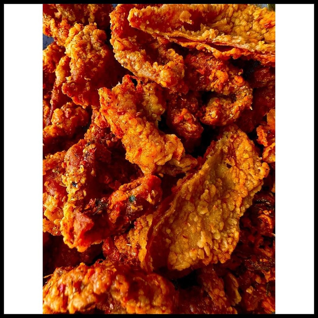 

KERIPIK KULIT AYAM PEDAS DAUN JERUK 50GR