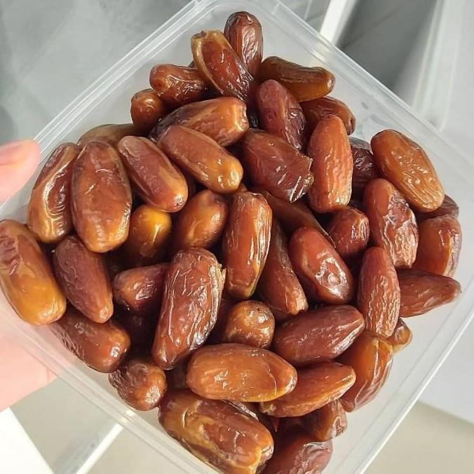 

READY Kurma Tunisia Madu 1 kg Premium NonTangkai - Deglet Nour