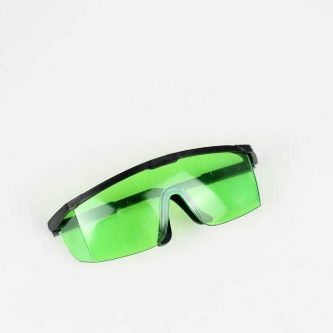 

Alat bantu untuk menentukan sebuah objek telah lurus baik secara vertical maupun horizontal. Self Leveling Projector Green Laser 2 Line - SPY002 Kualitas Original