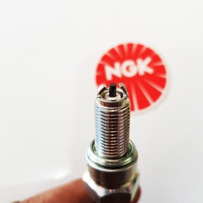 Busi NGK CR9EK 4548 Multi-Ground Spark Plug