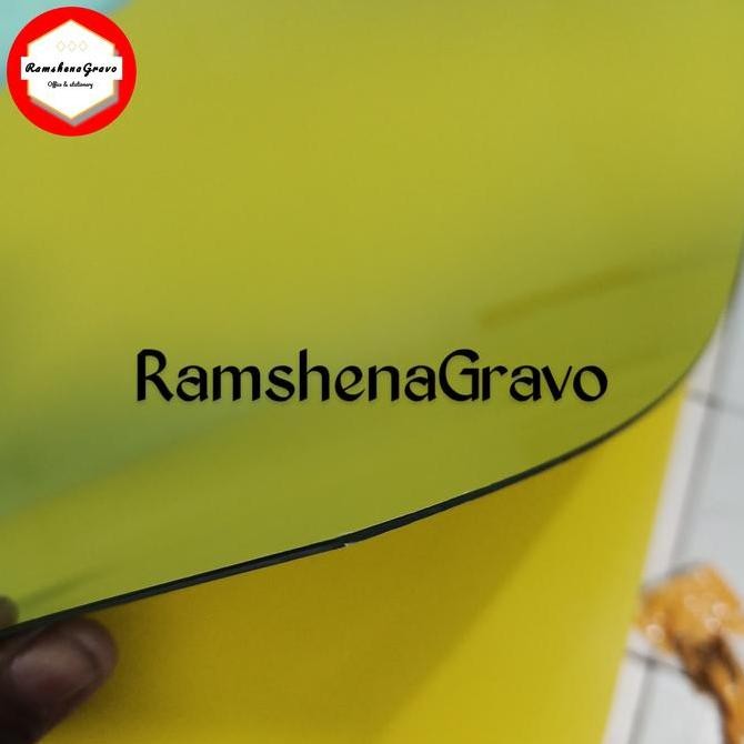

gravoply / bahan name tag / kuning teks hitam /120cmx60cm tebal 1.5mm Kualitas Original