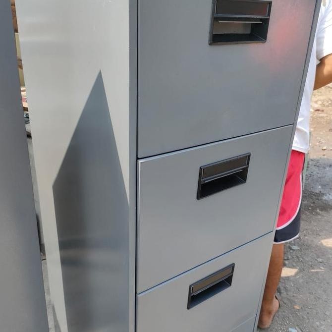 

Filling Cabinet ELITE Kualitas Original