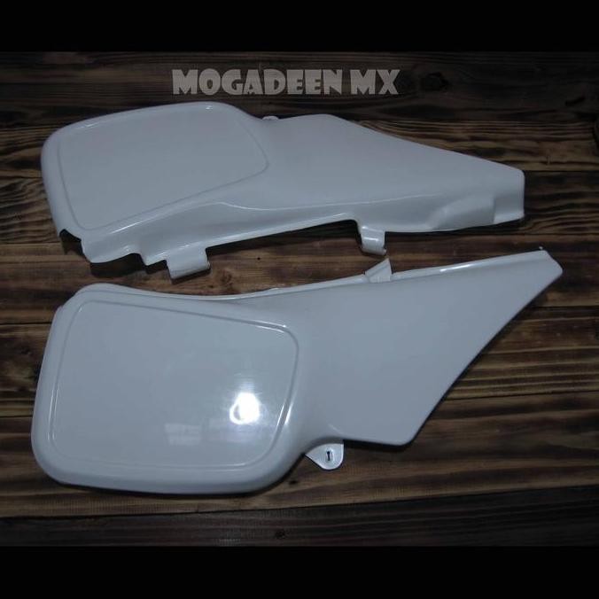COVER SIDE DEK SAMPING SUZUKI TS125 TS 125
