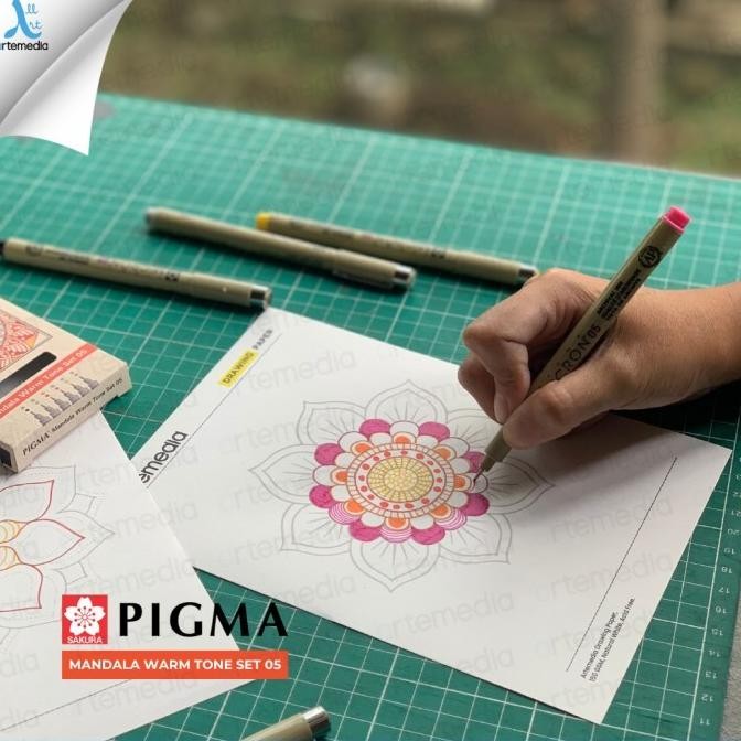 

Drawing Pen Sakura Pigma Micron 05 Mandala Set A