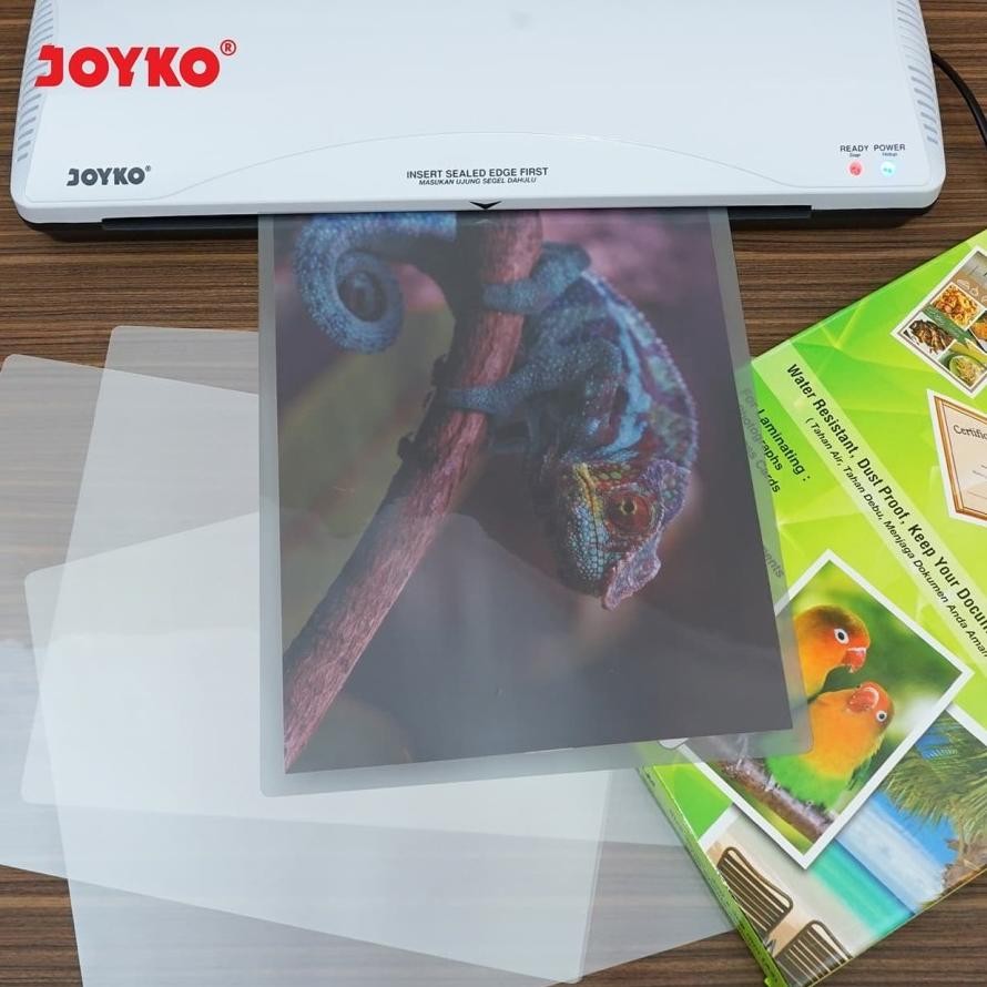 

Re-65 Yui-7 H-4 Joyko Laminating Film A4 Lf100-2231 Size A4 100 Mic / Plastik Laminasi 100 Set Murah Premium Original Re-65