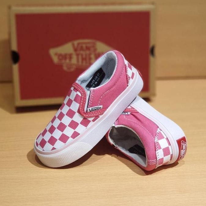 Tersedia sepatu anak perempuan slip on vans catur pink kuning