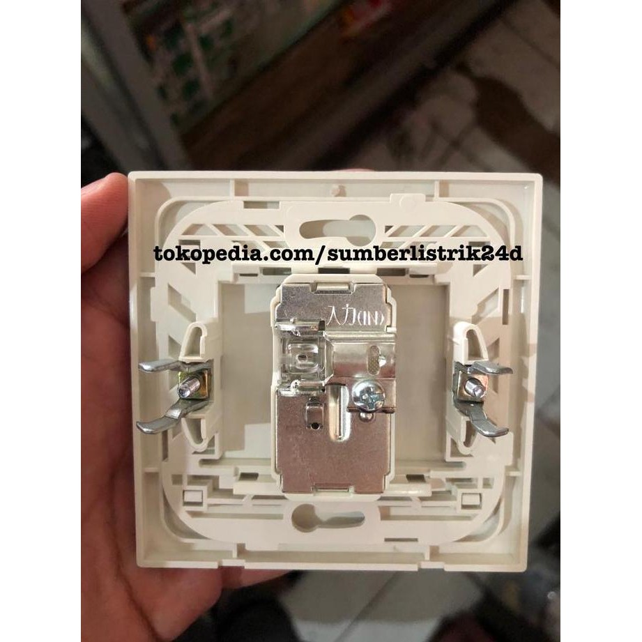 OUTLET TV PANASONIC STYLE SILVER OUT LET ANTENA ANTENNA STOPKONTAK RG6