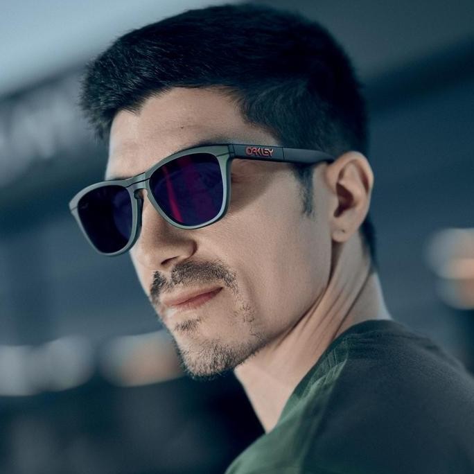 OAKLEY LIMITED MotoGP Frogskins Range Maverick Vinales Sunglasses