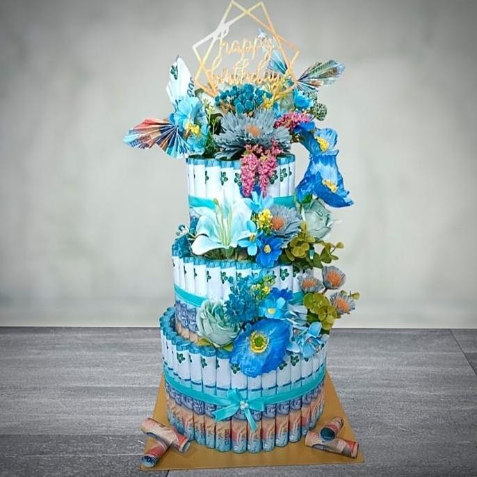 Money Cake / Kue Ulang Tahun Buket Uang / Bouquet Bunga Bucket/ Hadiah Ulang Tahun / Anniversary Ter
