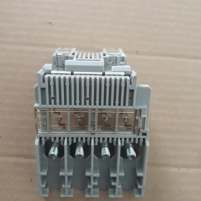 Promo Terminal Battery Fuse (Kepala Aki Mobil Suzuki Ertiga Original