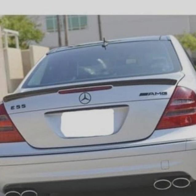 Trunk spoiler/ducktail bagasi mercy w211 model AMG