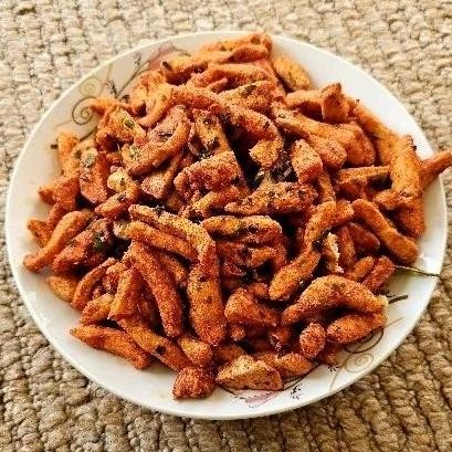 

Basreng Pedas Daun Jeruk Viral 1kg Bumbu Melimpah Extra Pedas Daun Jeruk