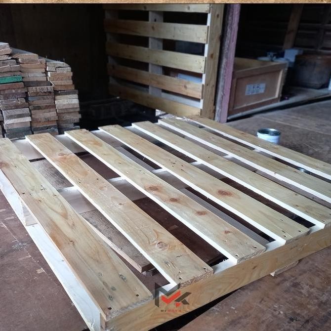 Dipan Tempat Tidur Dipan Kasur Pallet Kayu Tatakan