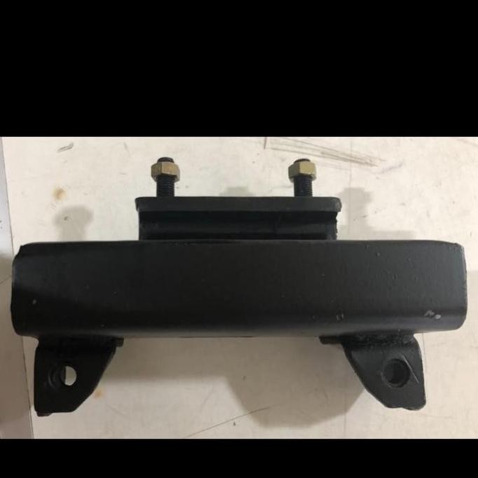 Mounting transmisi Isuzu Trooper