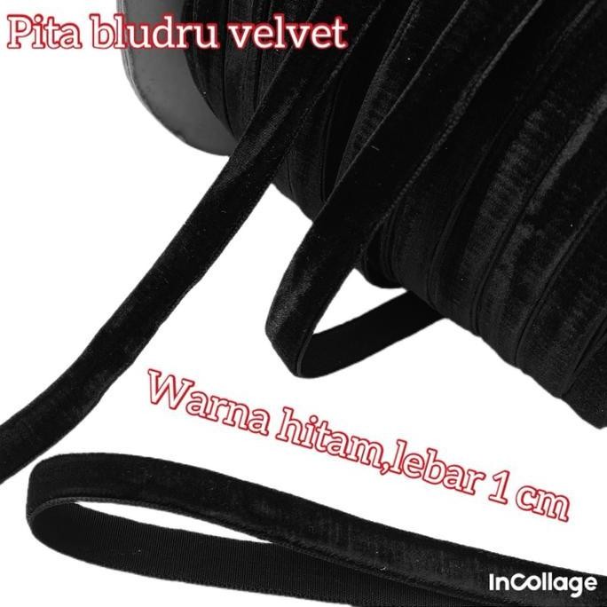 

ready stock Per rol 15 meter pita bludru velvet lebar 1 cm