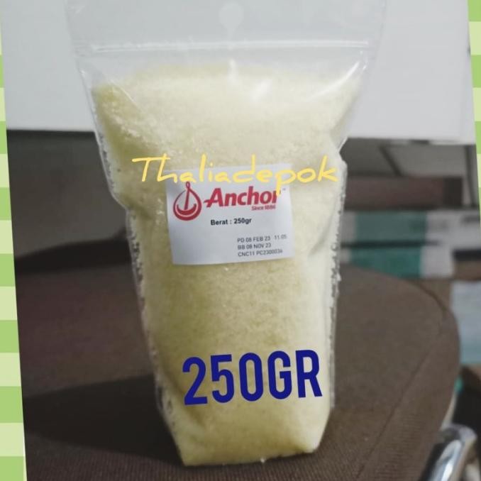 

(Expert) ANCHOR PARMESAN BUBUK KEMASAN ECER 250Gr TAMBAHAN MAKANAN/KUKER/CAKE DLL