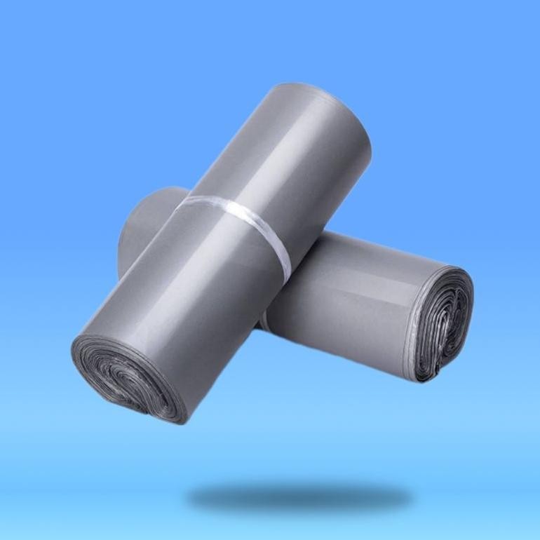 

PLASTIK POLYMAILER SILVER 30 X 40 tebal 0,45 micron isi 100 pcs RB07