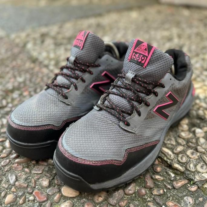 

Terlaris New Balance Safety Sneaker Composite Toe