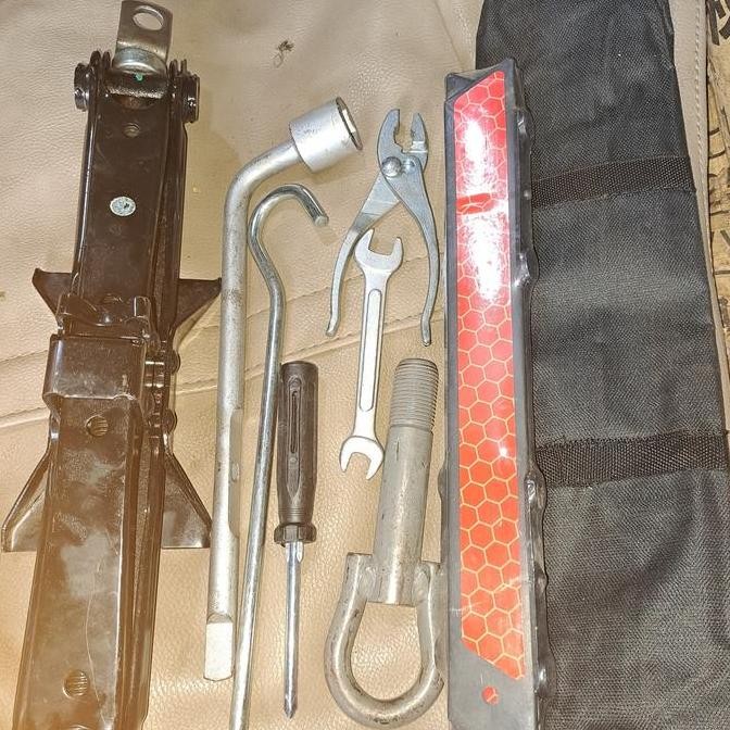 dongkrak mobil agya calya sigra ayla grandmax citycar original fullset