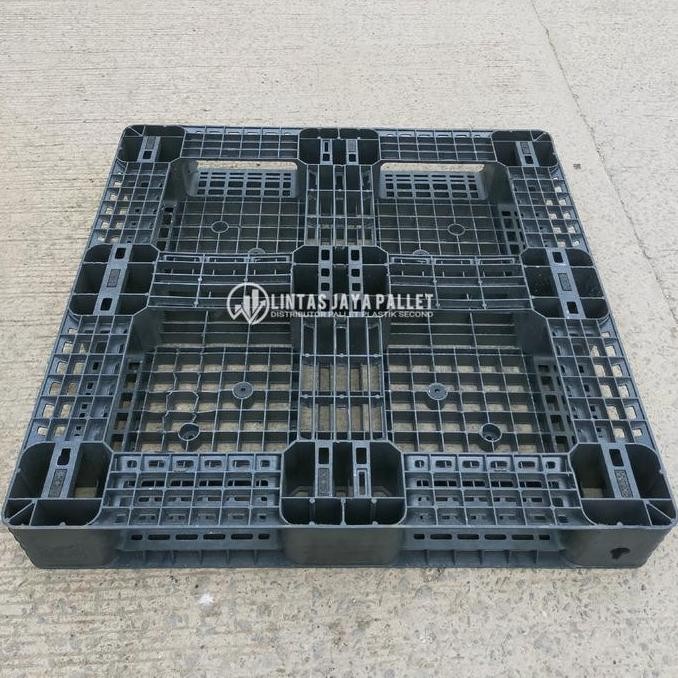 

ready pallet plastik bekas ukuran 100x100x14.5 cm / Palet plastik