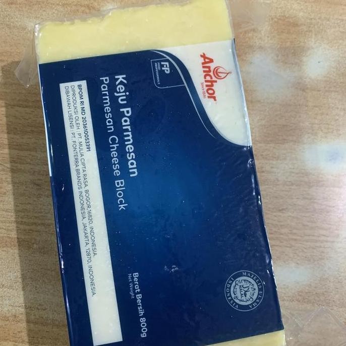 

Murah Anchor Parmesan Cheese Block 800Gr / Keju Parmesan Blok