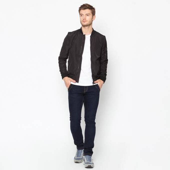 Emba Classic - Jaket Bomber Pria Regular Fit Material Nylon - Bertucio tm