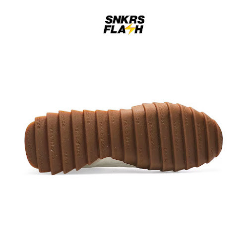 NEW BALANCE Rc30 Moonbeam Gum Sepatu Sneakers Pria - URC30AC - Size 45