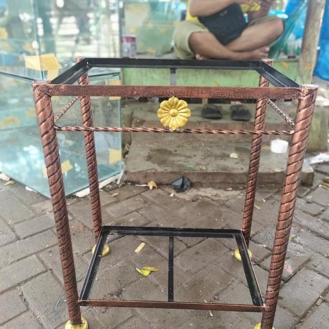 Rak Aquarium Ukuran 50X30Cm