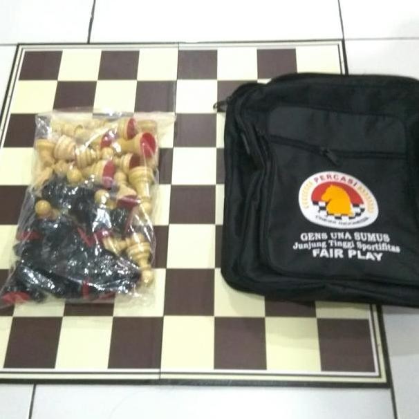 Catur Percasi Catur Lipat Percasi Kayu 50Cm