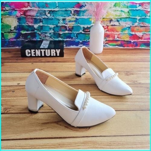 Sepatu Wanita Pantofel Putih Kerja Pesta Formal Heels Hak 5Cm Tm13