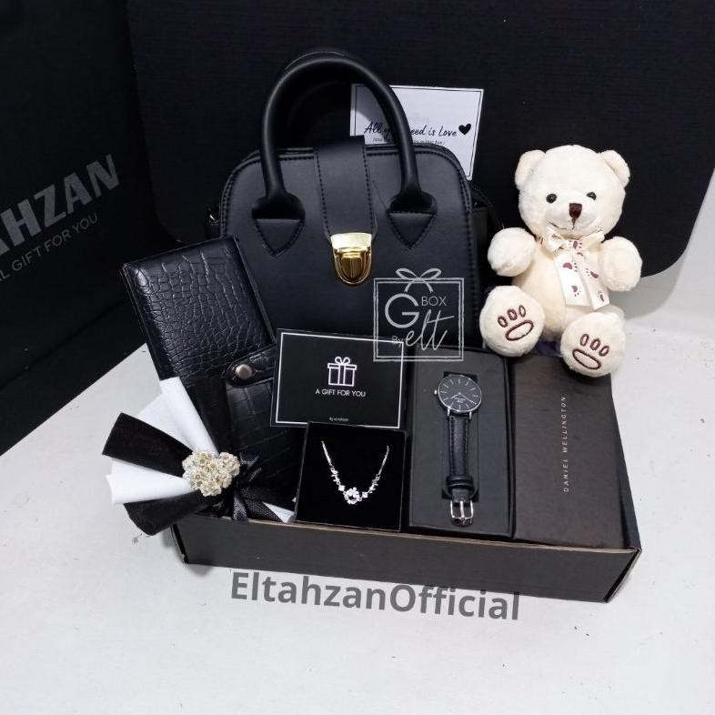 

HAMPERS GIFT BOX TAS SLEMPANG KADO CEWEK HADIAH ULANG TAHUN HADIAH ULTAH