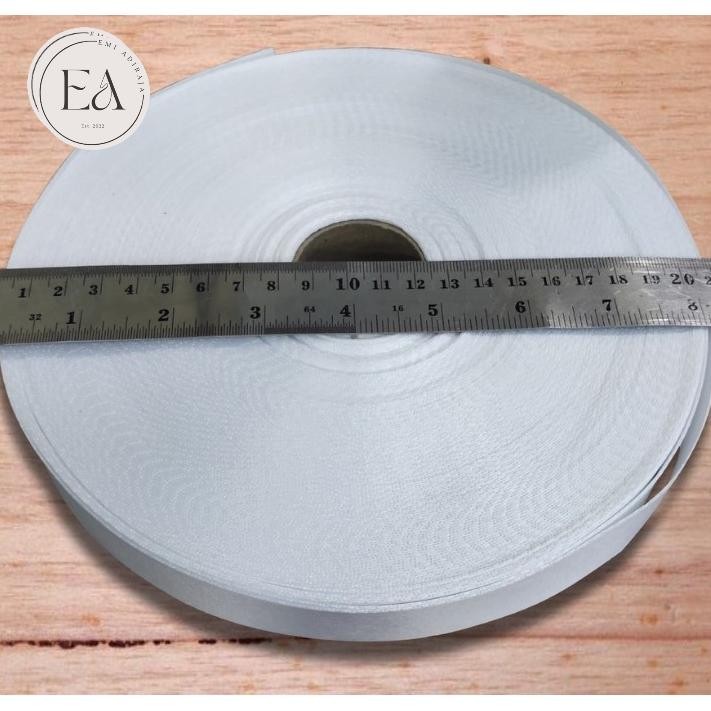 

JH8 Pita Tissue/ Tali Tissue ID Card 1 Roll (50 yard = 45 meter) Ukuran 2cm