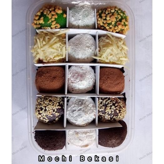 

Kue Mochi Full Topping Isi 15 Pcs Tanpa Messes