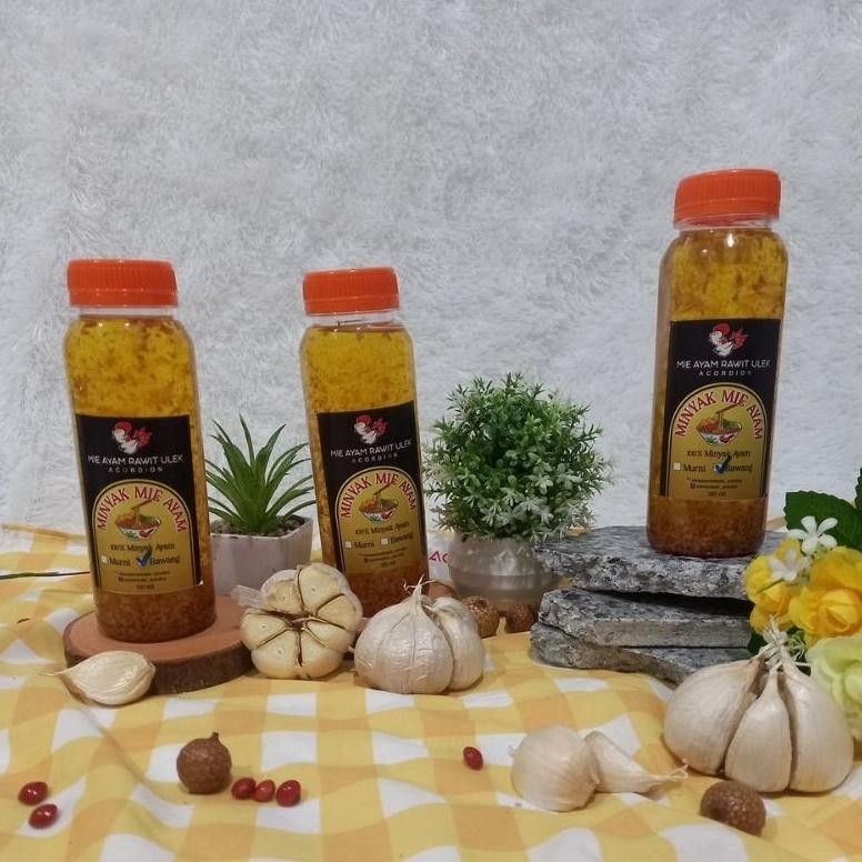 

Minyak Ayam Murni Bawang Putih Untuk Mie Ayam dan Aneka Masakan 250 ML