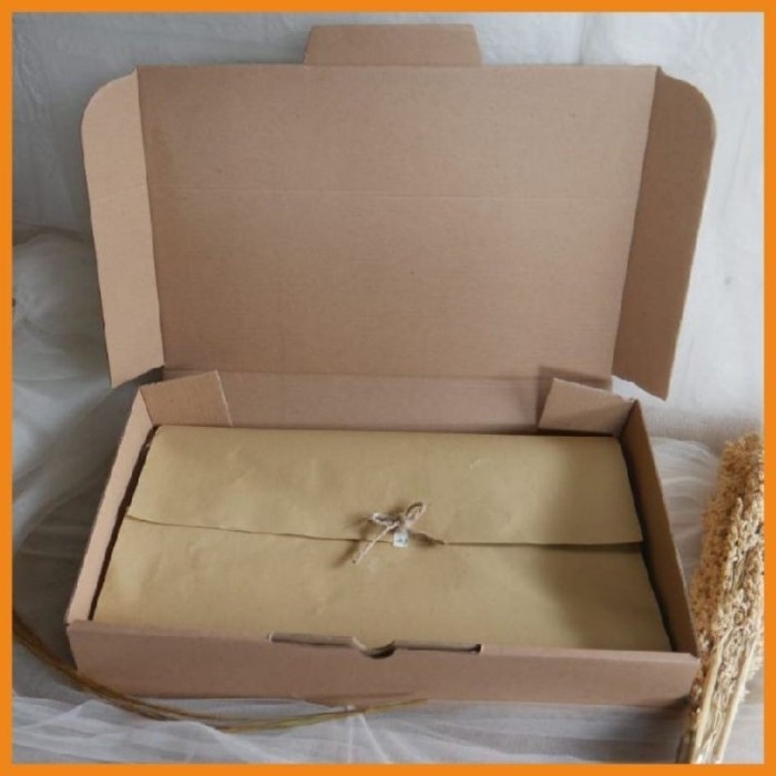 

SALE PARSEL LEBARAN HAMPERS KADO PAKET KALIGRAFI GOLD RUI911