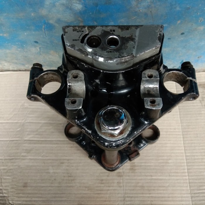 Segitiga Atas Bawah Tiger Revo Shockbreaker Depan Tiger Revo Original Barang Langka