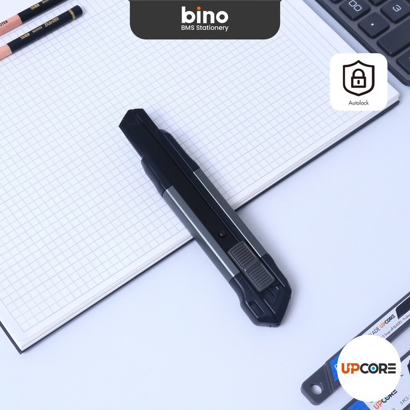 

[BMS Surabaya] Bantex Cutter Besar Premium Aluminium / Pemotong Pisau Baja Warna Hitam BD5362